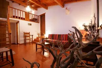 Fenareti's Houses - Image 1