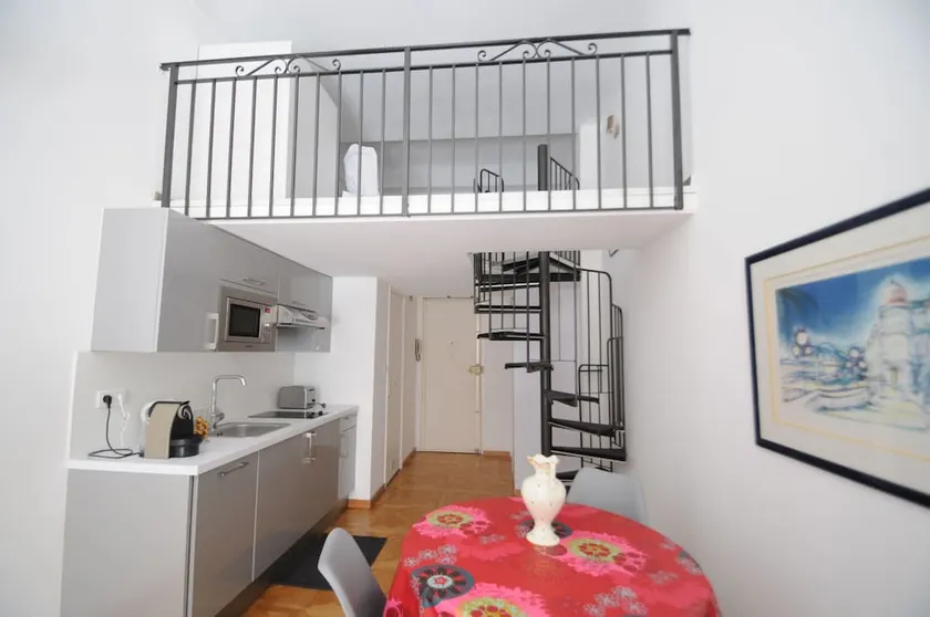 Duplex Opera - Image 1
