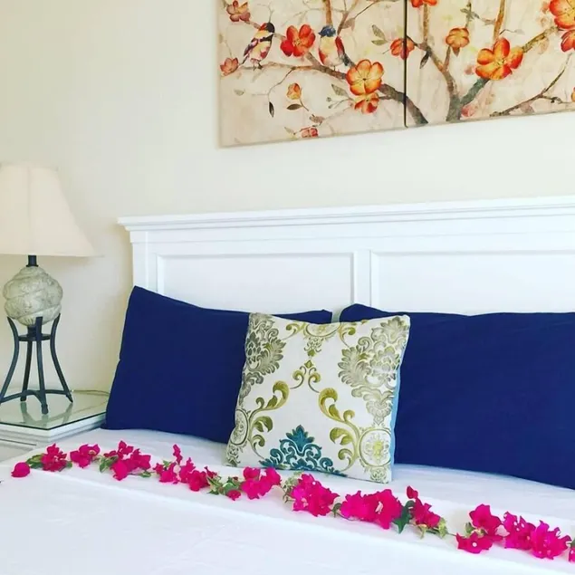 Deez Bed & Breakfast - Image 1