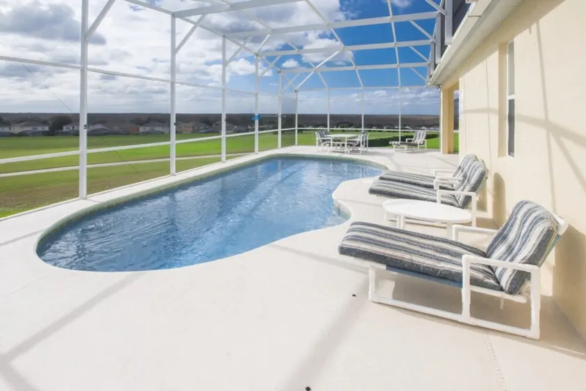 Villa avec piscine privée et barbecue | Vue golf - Image 1