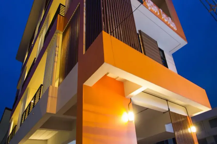 Bouquet Boutique Hotel - Image 1