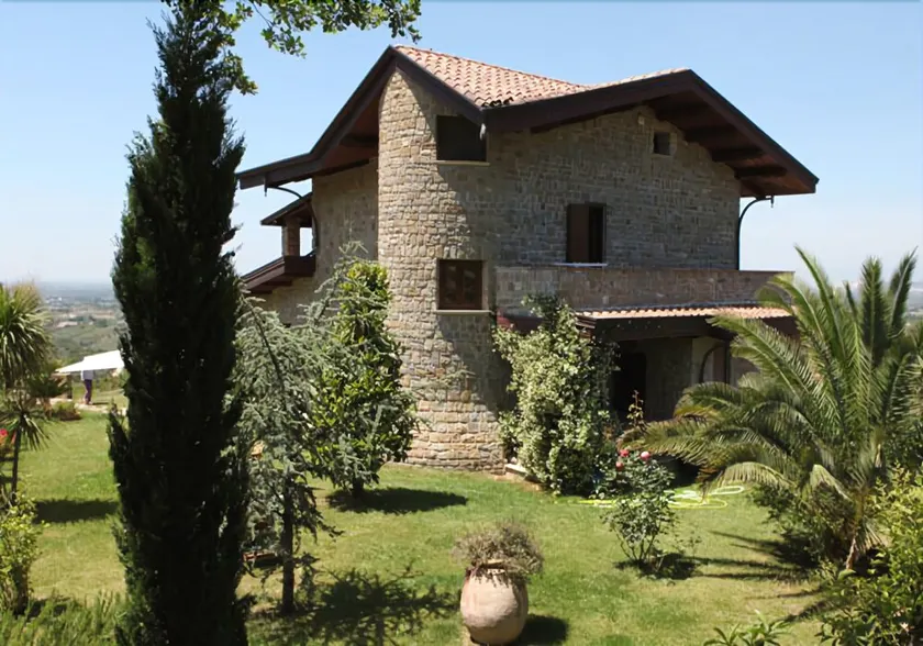 Torre In Pietra - Image 1