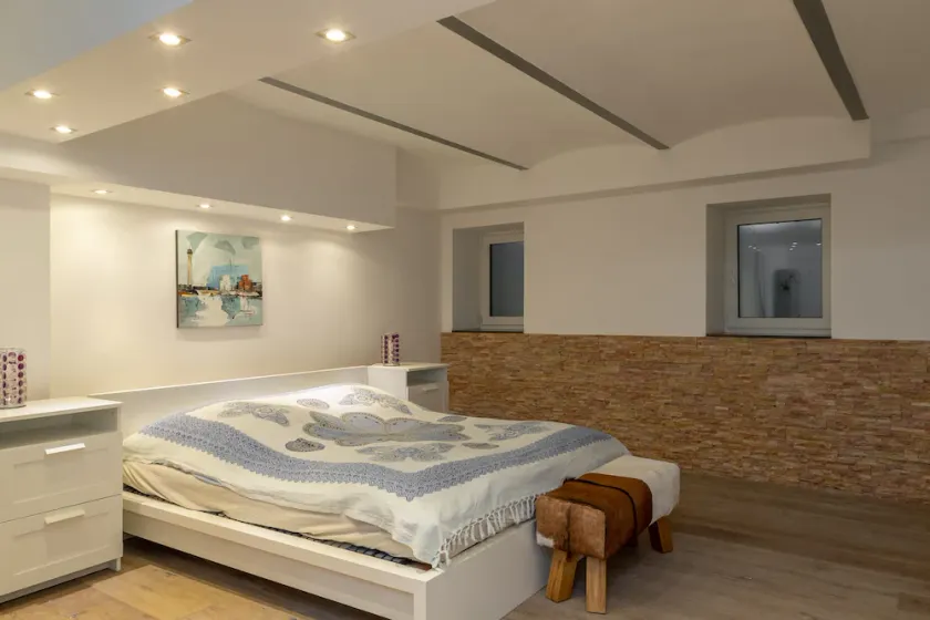 Guesthouse Loft - Image 1