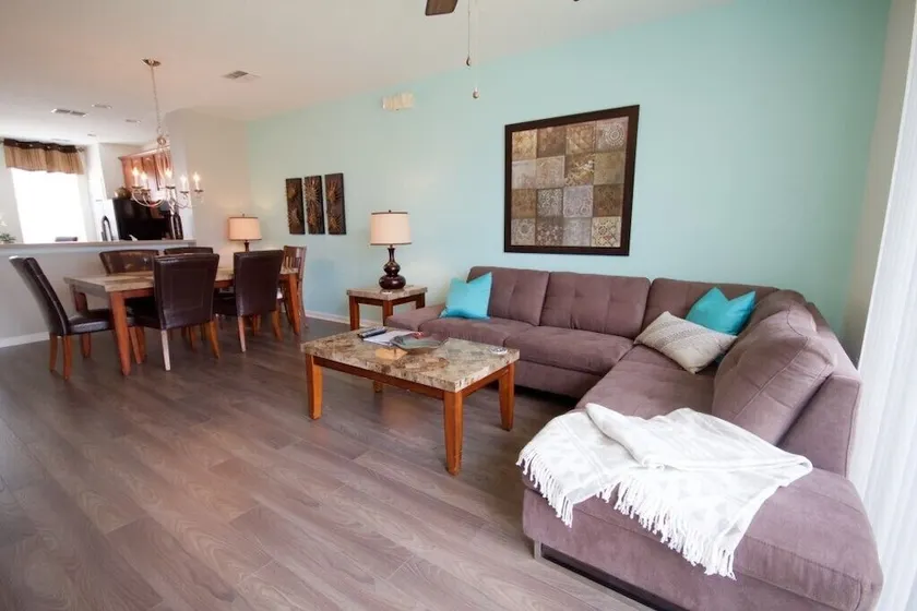 Vista Cay 3 Bedroom Townhouse - Image 1