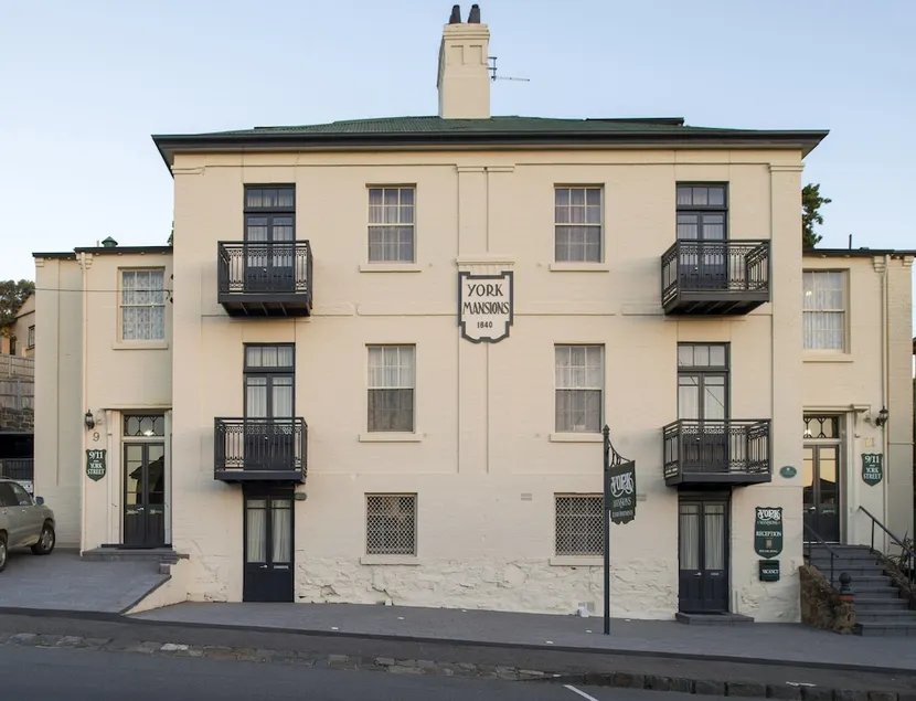 Apartments at York Mansions - Image 1