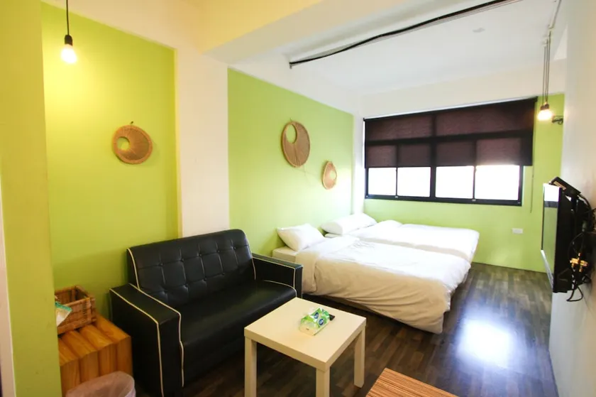 I Gogo Morden Hostel - Image 1