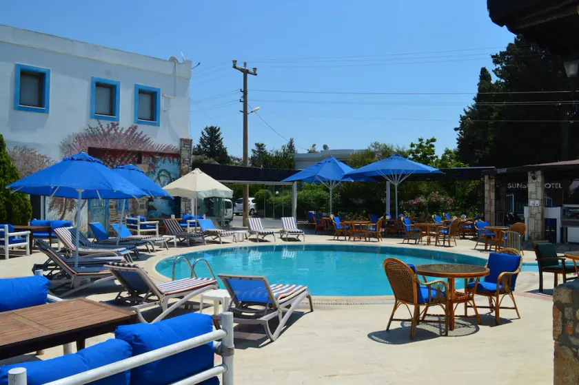 Bitez Sunset Hotel - Image 1