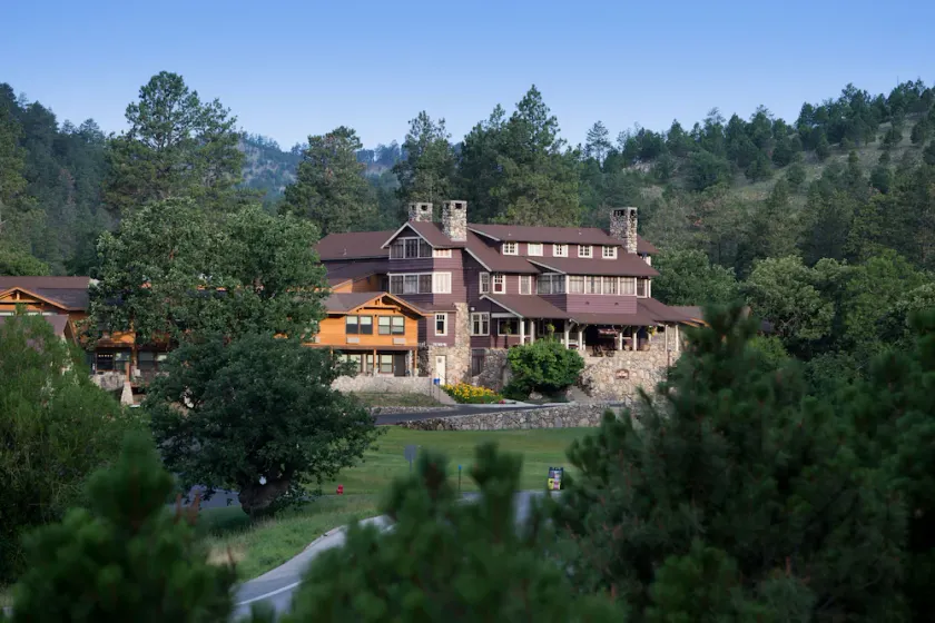 State Game Lodge - Image 1