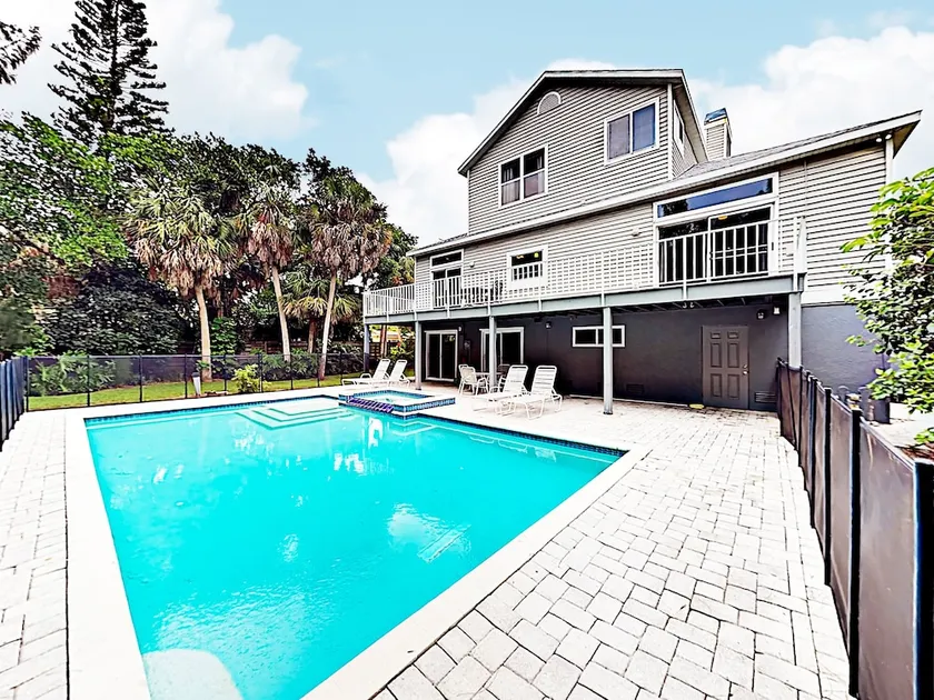 New Listing! Siesta Key Paradise W/ Private Pool 3 Bedroom Home - Image 1