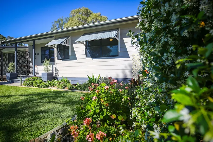 Dell-Lee Cottage - Image 1