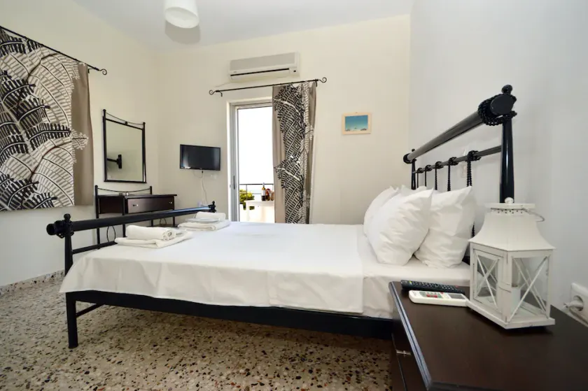 Koukounari 2 Rooms - Image 1