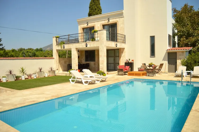 Important Group Villa BD469 4 Bedrooms - Image 1
