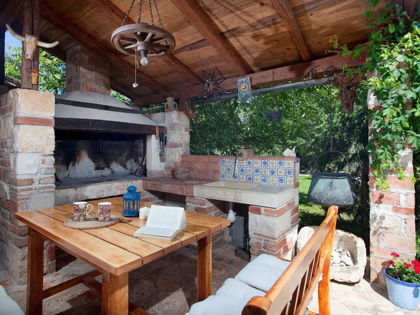 Conventional Holiday Home in Umag with Private Pool - Image 1