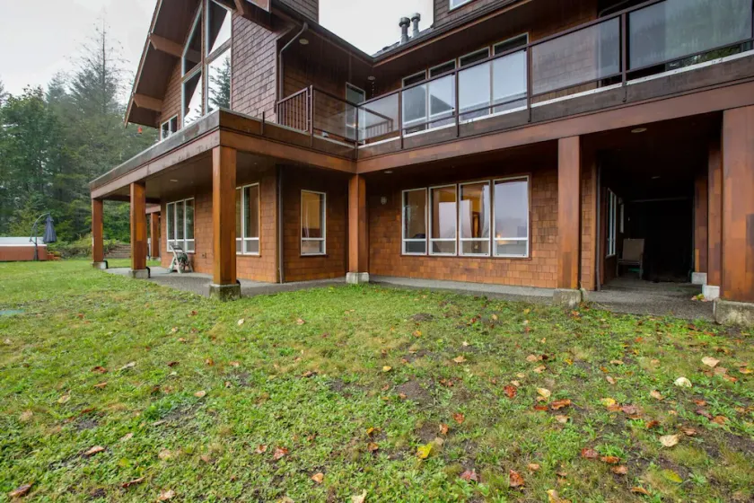 Mt Baker Lodging Ensuite 15 - Sleeps 6 - Image 1