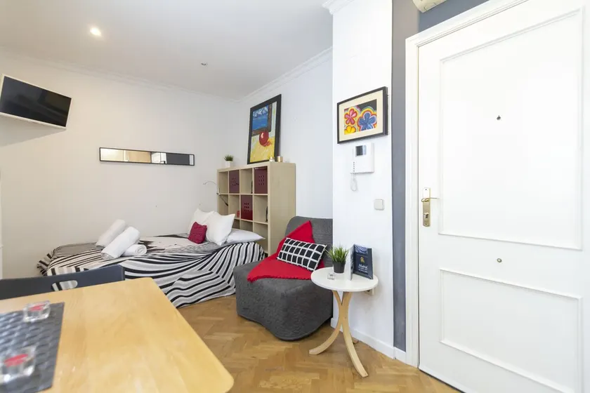 DOBO HOMES DELICIAS APARTMENT I - Image 1