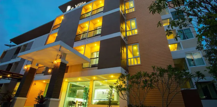 De Ville Nakhon - Image 1