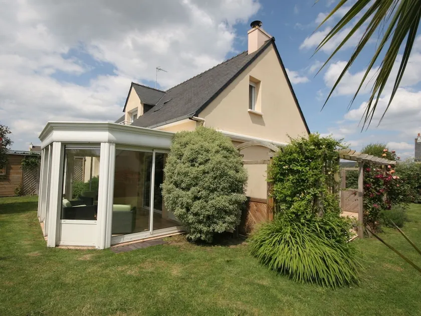 Authentic Villa in Erdeven France With Jacuzzi - Image 1