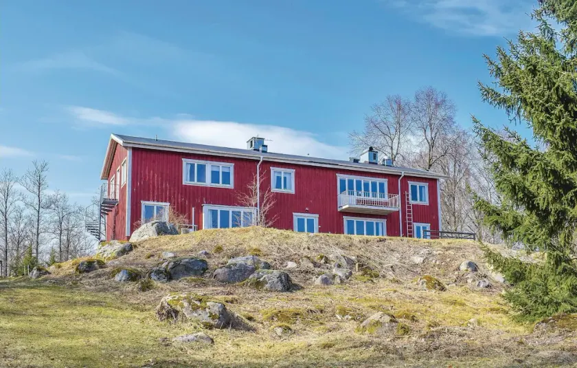 Amazing Home in Konga With 9 Bedrooms, Sauna and Wifi - Image 1