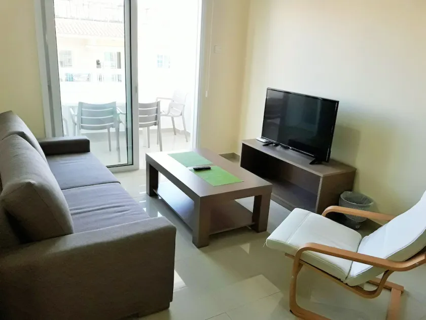 44 Tsimintia Court - Image 1