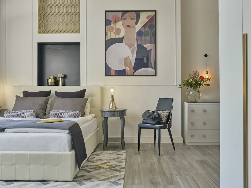 7Seasons Central Suites - Image 1