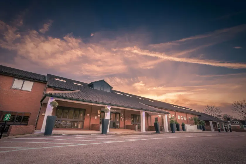 Best Western Rockingham Forest Hotel - Image 1