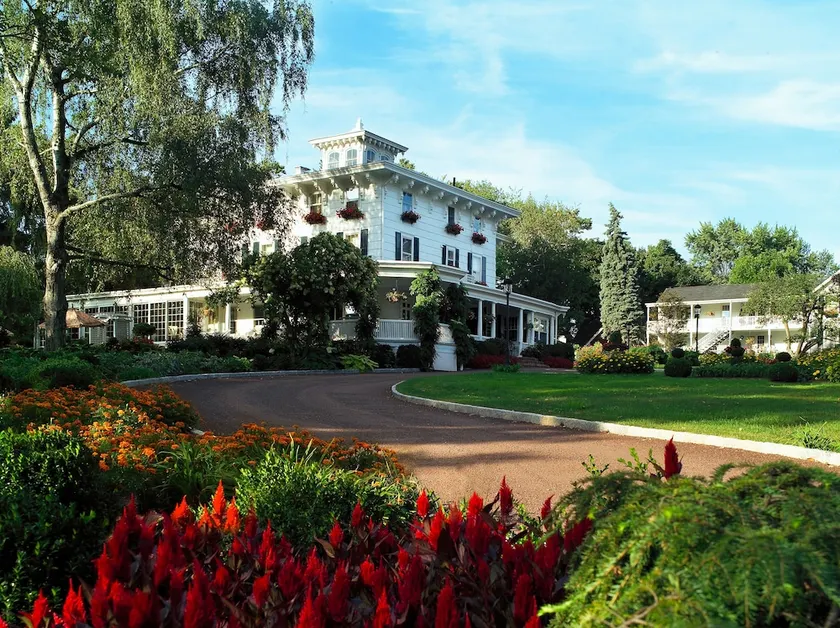 Homestead Inn Thomas Henkelmann - Image 1