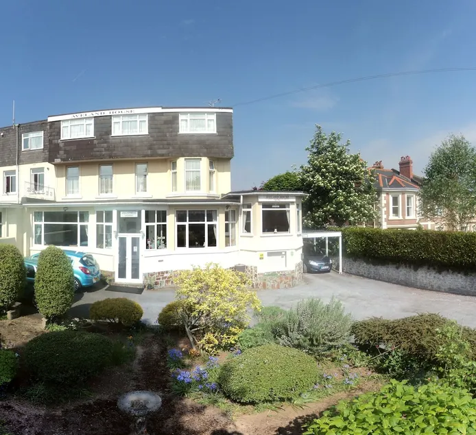 Aveland House - Image 1