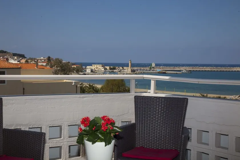 Eleonora Apartments - Image 1