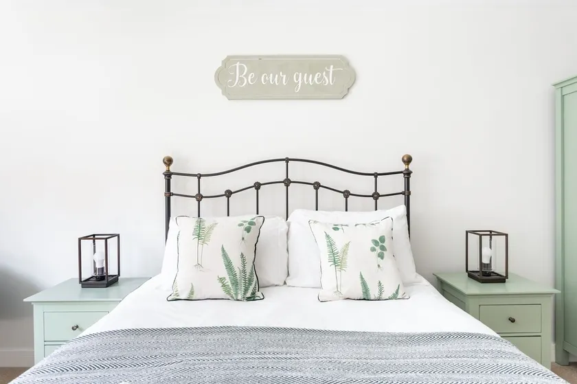 Market Apartment by Creative Stays - Image 1