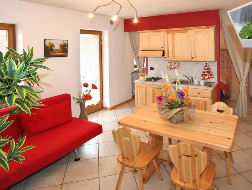 Casa Brostolade - Image 1