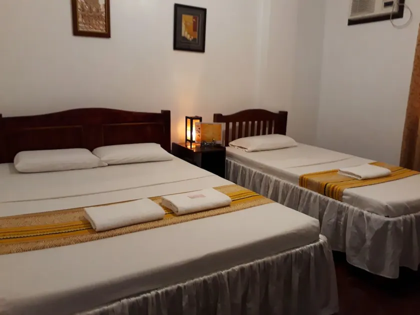 Pleasant Travelers Pension House - Image 1