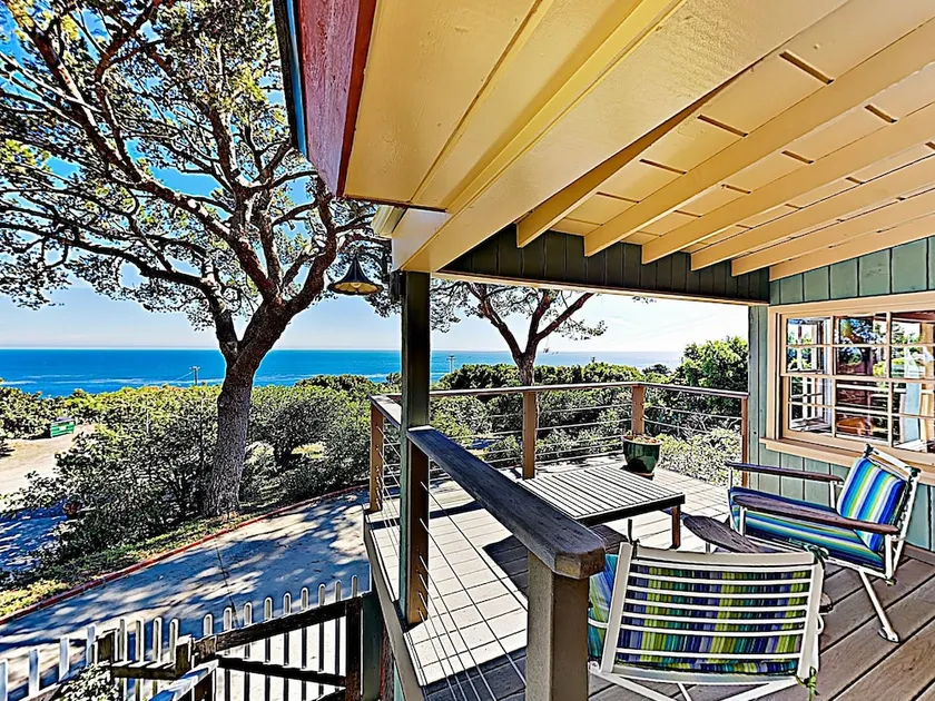 New Listing! Pacific Paradise W/ Outdoor Kitchen 3 Bedroom Home - Image 1