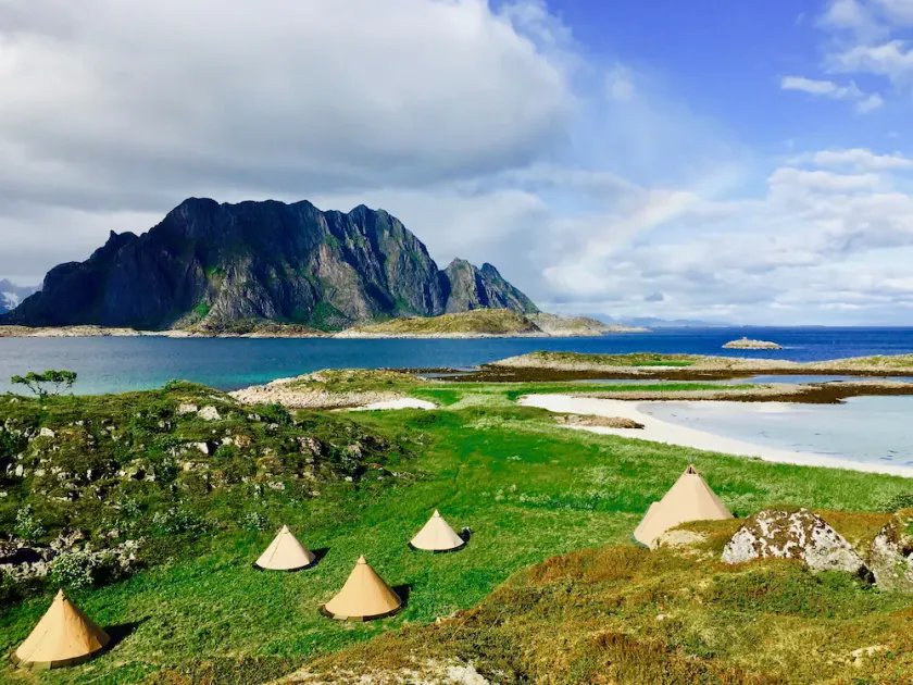 Lofoten Beach Glamping - Image 1
