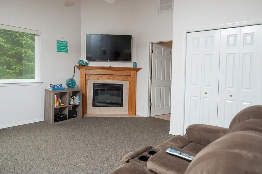 Beverly Beach Seaclusion 3 Bedroom Home - Image 1
