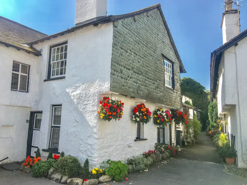 Alice's Cottage - Image 1