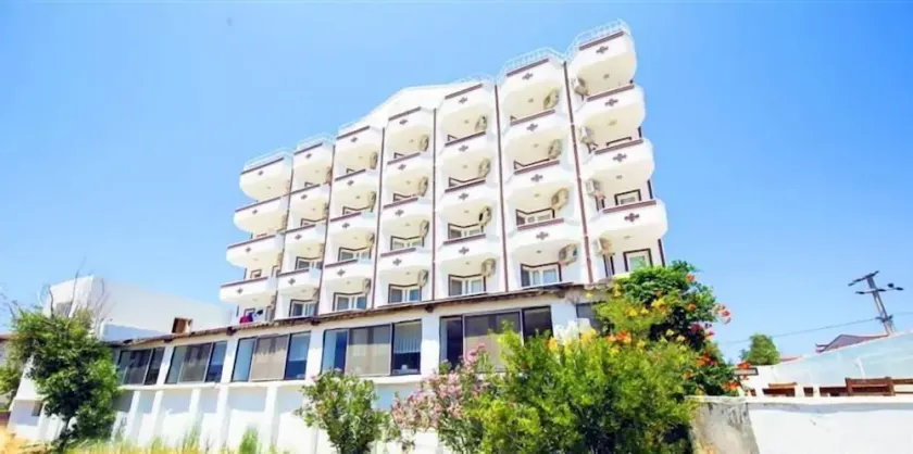 Nora Beach Otel - Image 1