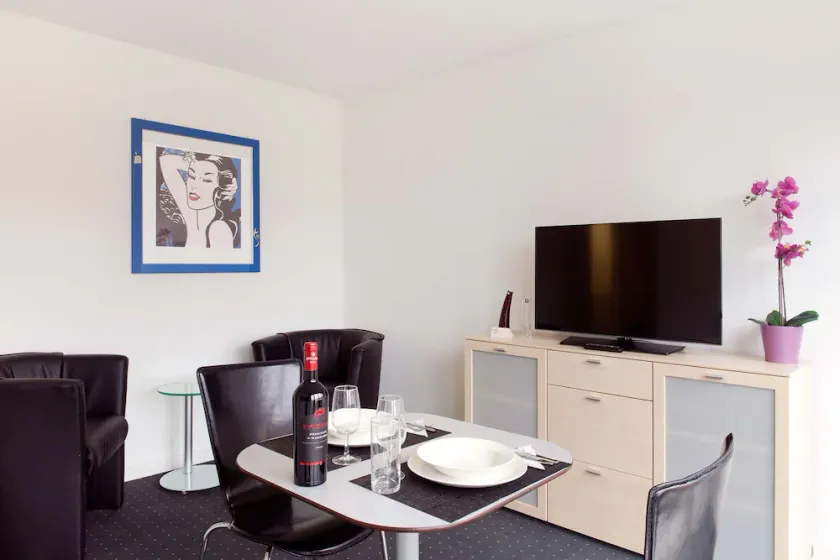 Hitrental Cham Apartments - Image 1