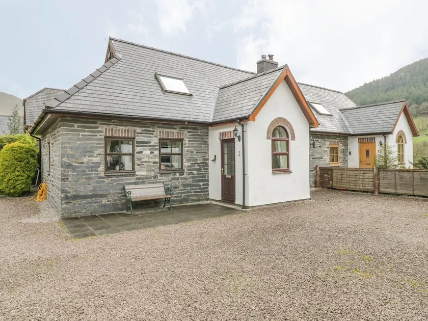 Stable Cottage - Image 1