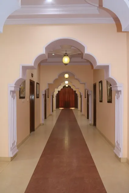 Hotel Shakti Palace - Image 1
