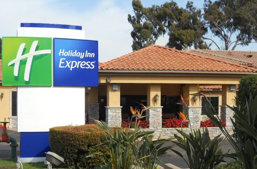 Holiday Inn Express San Diego N - Rancho Bernardo - Image 1