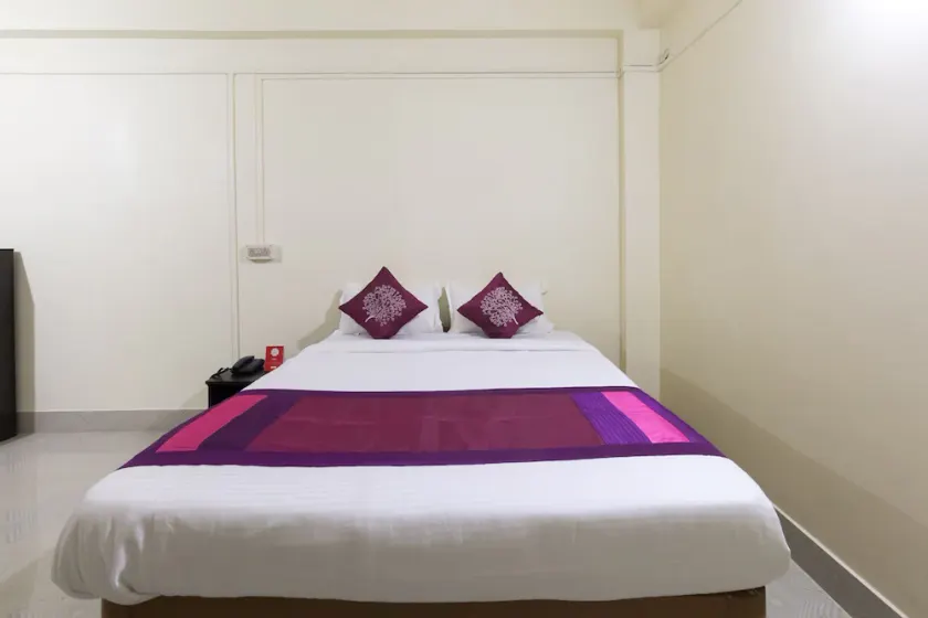 Shree Krishna Guest House By OYO Rooms - Image 1