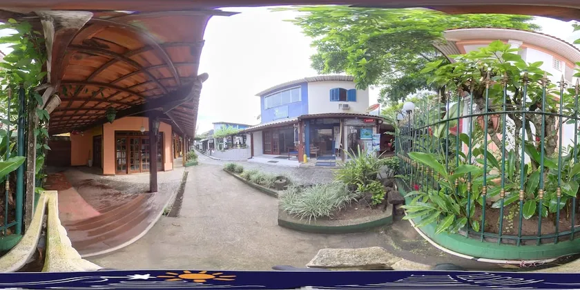 Bougainville Hostel - Image 1
