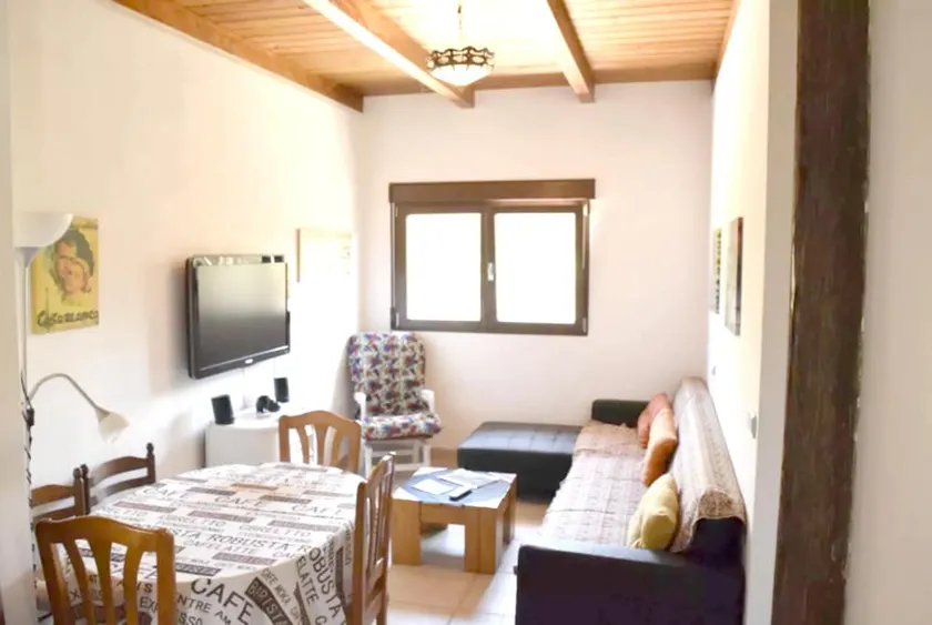 2 bedrooms appartement with city view shared pool and jacuzzi at Ambroz - Image 1