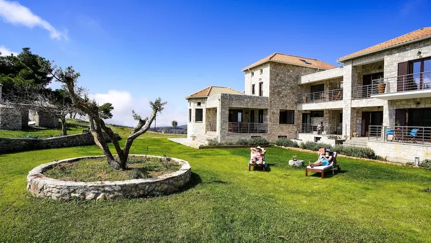 Wild Fig Retreat - Image 1