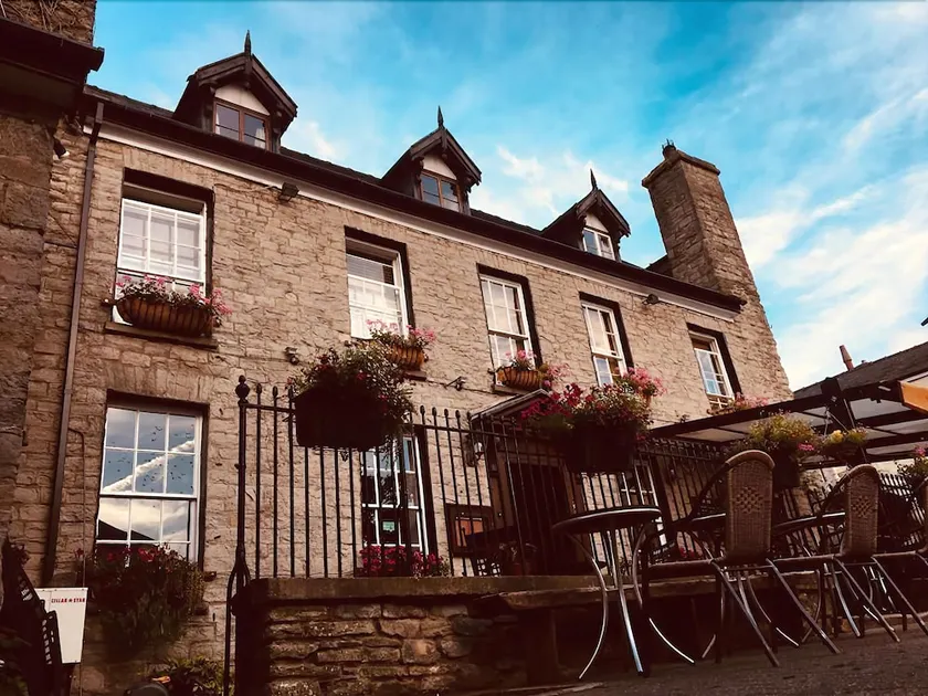 Kilverts Inn - Image 1