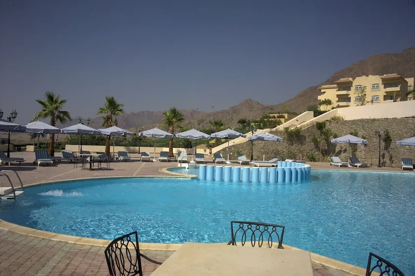 La Playa Beach Resort Taba - Image 1