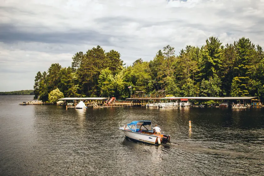 Ludlow's Island Resort - Image 1