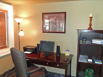 SureStay Plus Hotel by Best Western Beeville - Image 1