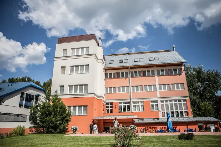 Alfa Art Hotel - Image 1