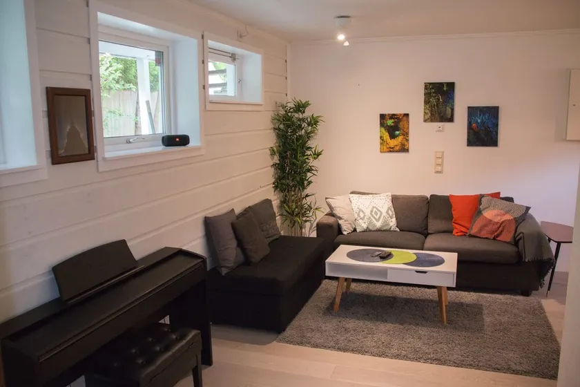 Bergen Garden Apartment - Image 1